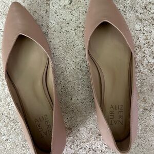 Naturalizer Women's Pink Flats